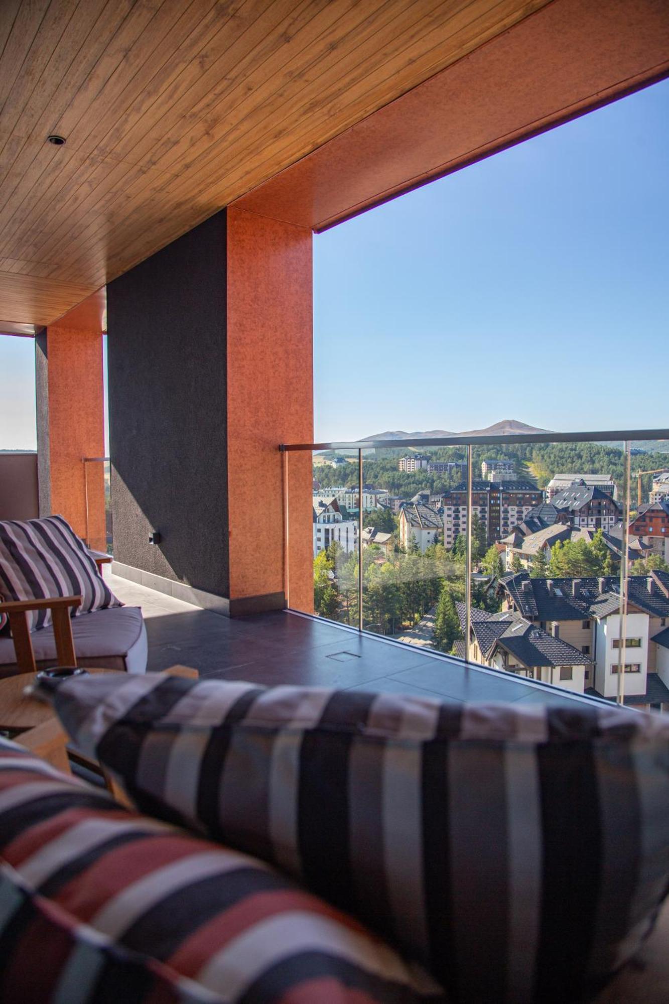 Bor Hotel By Karisma Zlatibor Exteriör bild